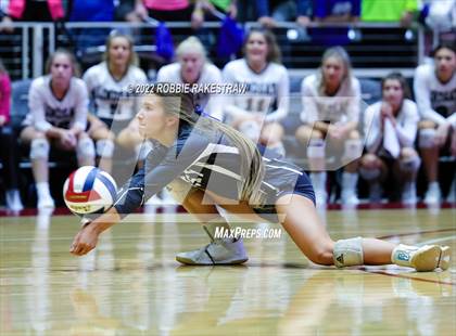 Thumbnail 1 in Leon vs. Lindsay (UIL 2A Semifinal) photogallery.