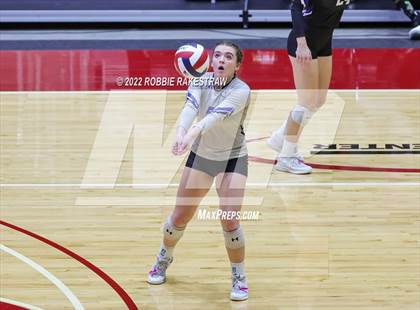 Thumbnail 1 in Leon vs. Lindsay (UIL 2A Semifinal) photogallery.