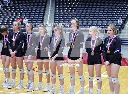 Thumbnail 3 in Leon vs. Lindsay (UIL 2A Semifinal) photogallery.