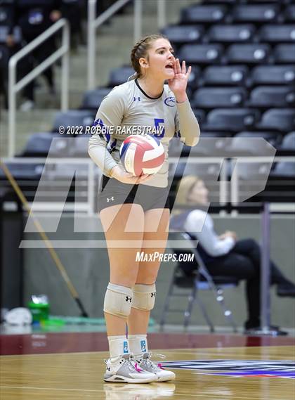 Thumbnail 3 in Leon vs. Lindsay (UIL 2A Semifinal) photogallery.