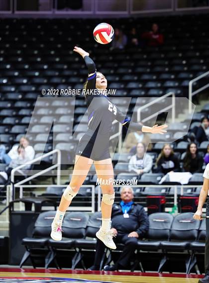 Thumbnail 3 in Leon vs. Lindsay (UIL 2A Semifinal) photogallery.