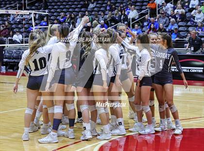 Thumbnail 1 in Leon vs. Lindsay (UIL 2A Semifinal) photogallery.