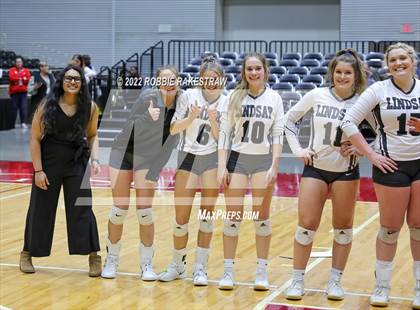 Thumbnail 2 in Leon vs. Lindsay (UIL 2A Semifinal) photogallery.