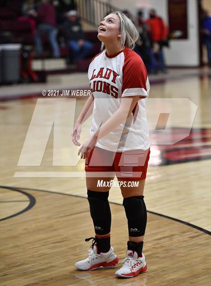 Thumbnail 1 in Howe @ Warner (OSSAA 2A Regional Playoff) photogallery.