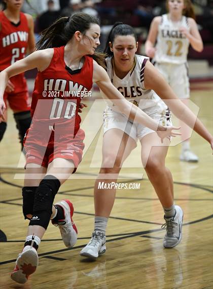 Thumbnail 3 in Howe @ Warner (OSSAA 2A Regional Playoff) photogallery.