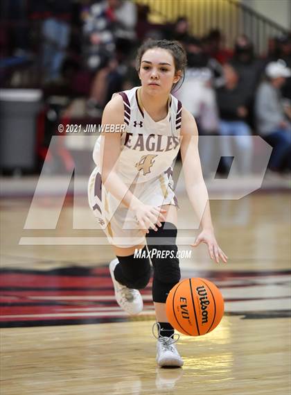Thumbnail 2 in Howe @ Warner (OSSAA 2A Regional Playoff) photogallery.