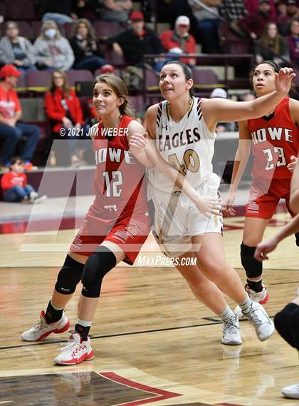 Thumbnail 3 in Howe @ Warner (OSSAA 2A Regional Playoff) photogallery.