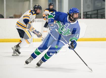 Thumbnail 3 in Batavia Notre Dame United @ Victor photogallery.