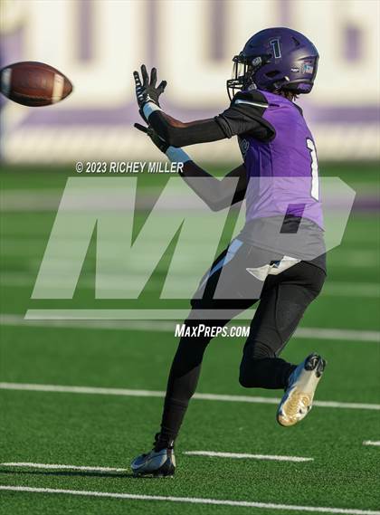 Thumbnail 3 in Rogers @ Fayetteville photogallery.