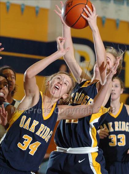 Thumbnail 1 in Oak Ridge vs. Oakmont (Trojan Toss-Up) photogallery.