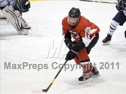Thumbnail 3 in Chaminade vs. SLUH photogallery.