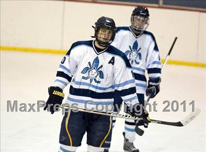Thumbnail 3 in Chaminade vs. SLUH photogallery.