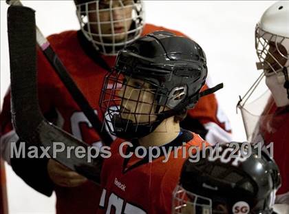 Thumbnail 3 in Chaminade vs. SLUH photogallery.