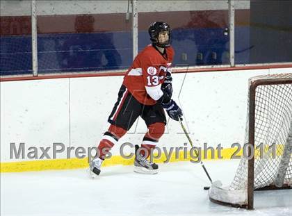 Thumbnail 1 in Chaminade vs. SLUH photogallery.