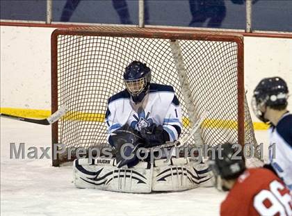 Thumbnail 1 in Chaminade vs. SLUH photogallery.