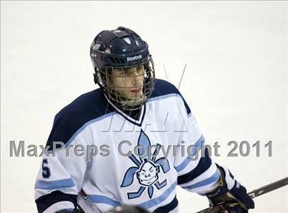 Thumbnail 1 in Chaminade vs. SLUH photogallery.