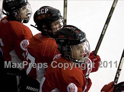 Thumbnail 2 in Chaminade vs. SLUH photogallery.