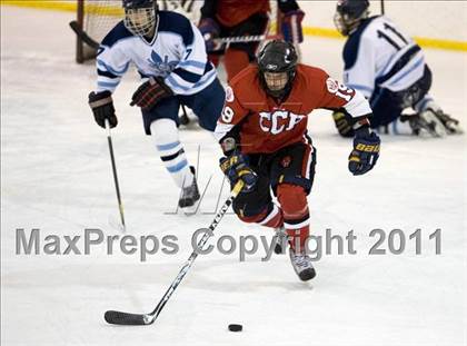 Thumbnail 1 in Chaminade vs. SLUH photogallery.