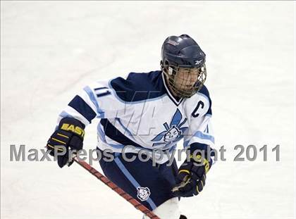 Thumbnail 3 in Chaminade vs. SLUH photogallery.
