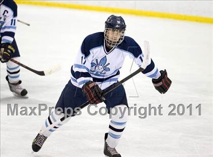 Thumbnail 1 in Chaminade vs. SLUH photogallery.