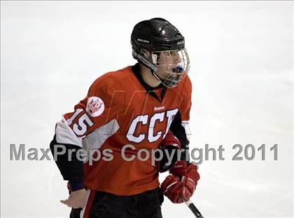 Thumbnail 2 in Chaminade vs. SLUH photogallery.
