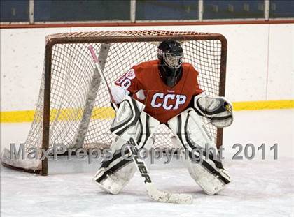 Thumbnail 3 in Chaminade vs. SLUH photogallery.