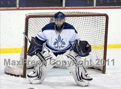 Thumbnail 3 in Chaminade vs. SLUH photogallery.