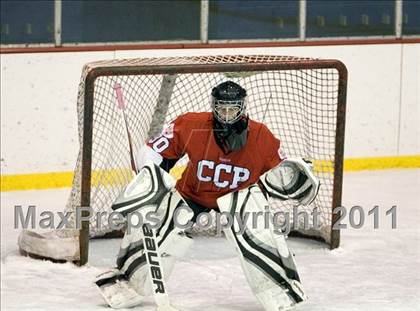 Thumbnail 3 in Chaminade vs. SLUH photogallery.