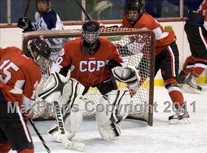 Thumbnail 3 in Chaminade vs. SLUH photogallery.
