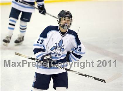 Thumbnail 1 in Chaminade vs. SLUH photogallery.