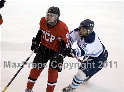 Thumbnail 3 in Chaminade vs. SLUH photogallery.