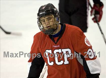 Thumbnail 3 in Chaminade vs. SLUH photogallery.