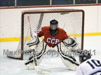 Thumbnail 1 in Chaminade vs. SLUH photogallery.