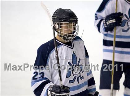 Thumbnail 1 in Chaminade vs. SLUH photogallery.