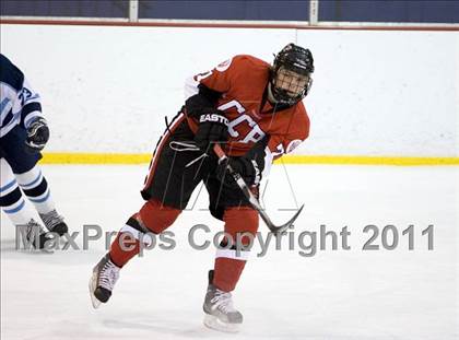 Thumbnail 2 in Chaminade vs. SLUH photogallery.