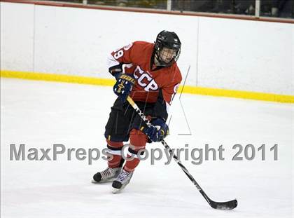 Thumbnail 2 in Chaminade vs. SLUH photogallery.