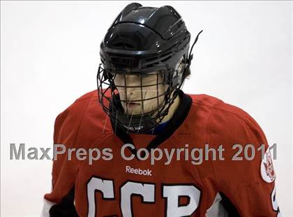 Thumbnail 3 in Chaminade vs. SLUH photogallery.