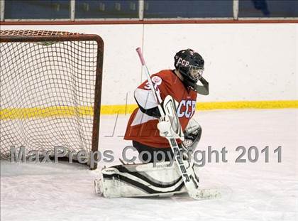 Thumbnail 2 in Chaminade vs. SLUH photogallery.