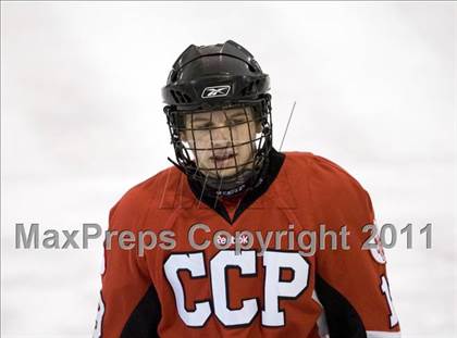 Thumbnail 2 in Chaminade vs. SLUH photogallery.