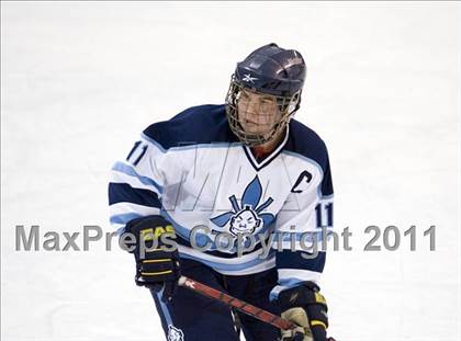 Thumbnail 2 in Chaminade vs. SLUH photogallery.