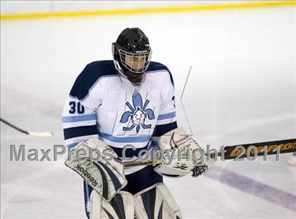 Thumbnail 3 in Chaminade vs. SLUH photogallery.