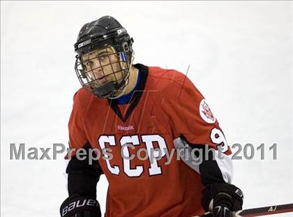 Thumbnail 2 in Chaminade vs. SLUH photogallery.