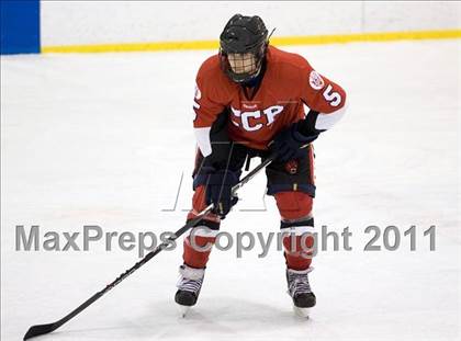 Thumbnail 3 in Chaminade vs. SLUH photogallery.