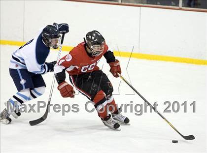 Thumbnail 3 in Chaminade vs. SLUH photogallery.