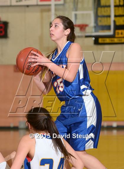 Thumbnail 2 in Tulelake vs. Fall River (CIF NS D6 Final) photogallery.