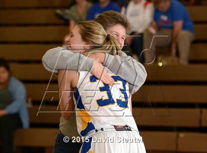 Thumbnail 2 in Tulelake vs. Fall River (CIF NS D6 Final) photogallery.