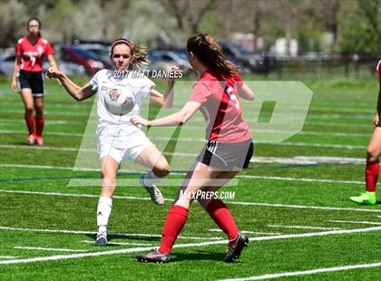 Thumbnail 1 in Kent Denver vs. Denver Science & Tech Stapleton (CHSAA 3A 2nd Round) photogallery.