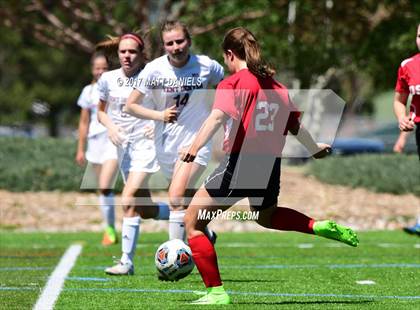 Thumbnail 3 in Kent Denver vs. Denver Science & Tech Stapleton (CHSAA 3A 2nd Round) photogallery.