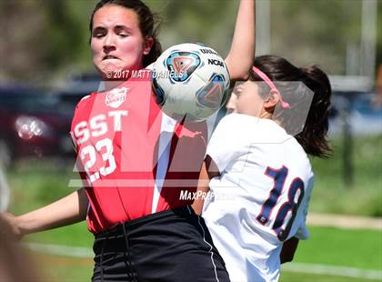 Thumbnail 1 in Kent Denver vs. Denver Science & Tech Stapleton (CHSAA 3A 2nd Round) photogallery.