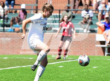 Thumbnail 2 in Kent Denver vs. Denver Science & Tech Stapleton (CHSAA 3A 2nd Round) photogallery.
